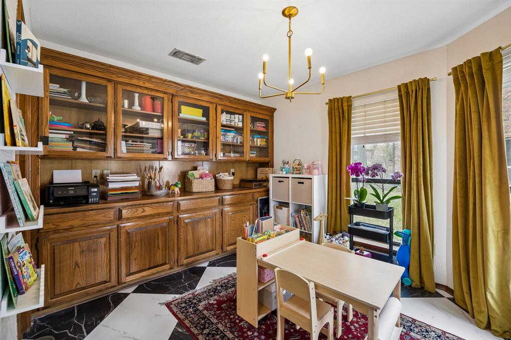 Mc Kamy Oaks Add - Residential