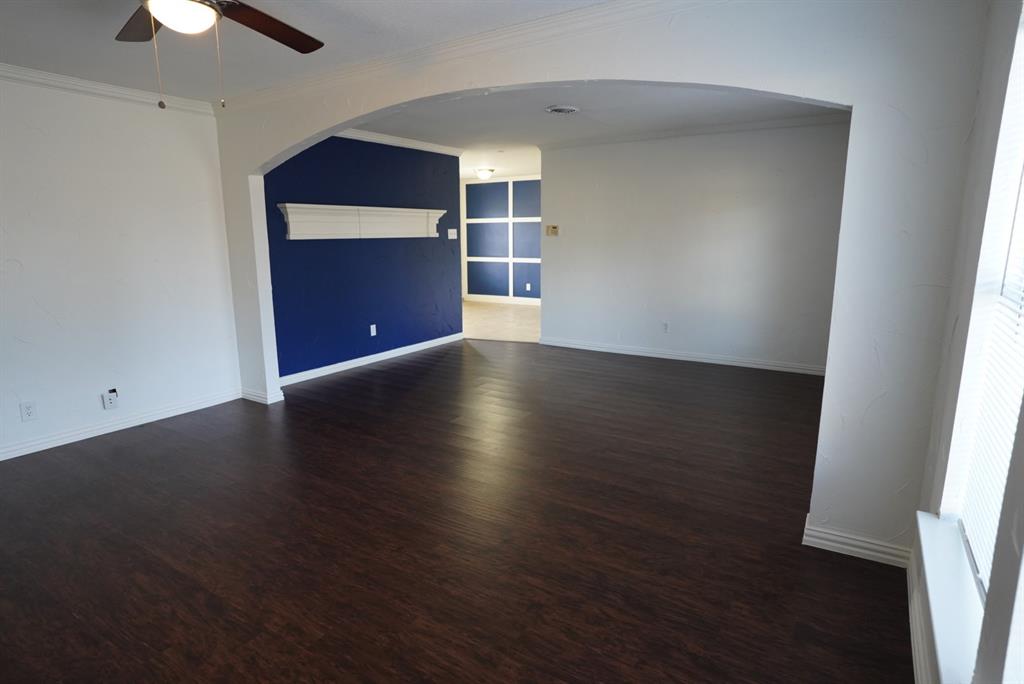 14628 Oakwood Lane