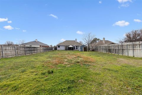 A home in Oak Point