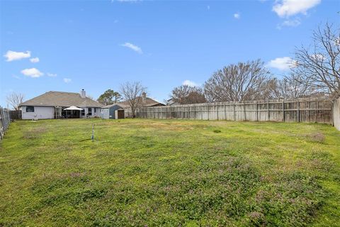 A home in Oak Point