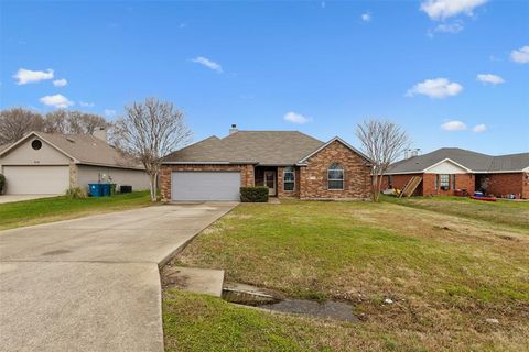 A home in Oak Point