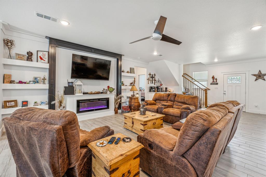 2503 Santiago Drive