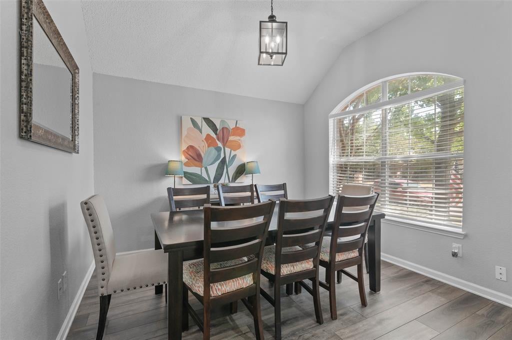 307 Trailwood Drive