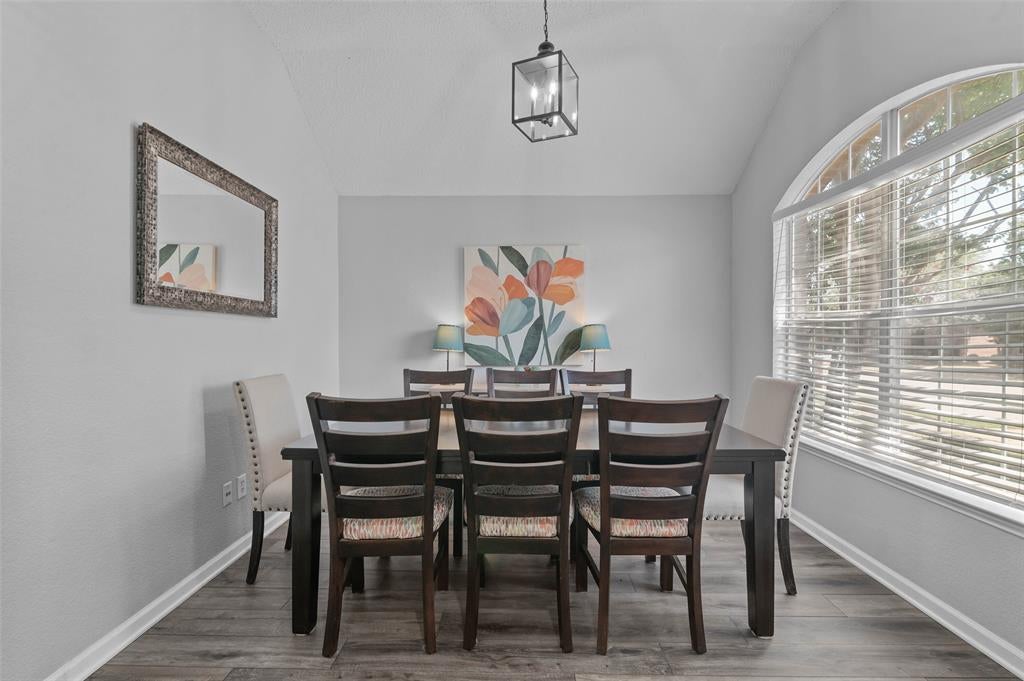 307 Trailwood Drive