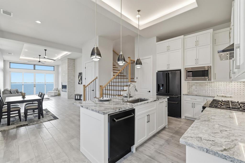 Travis Ranch Marina Lts - Residential