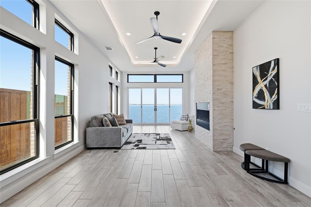 Travis Ranch Marina Lts - Residential