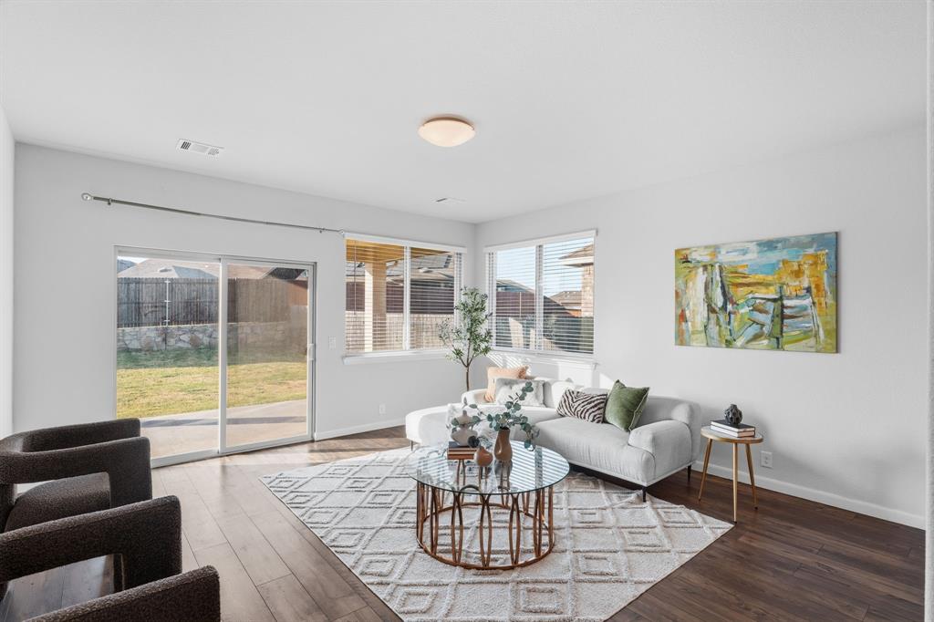 3949 Bellingham Lane