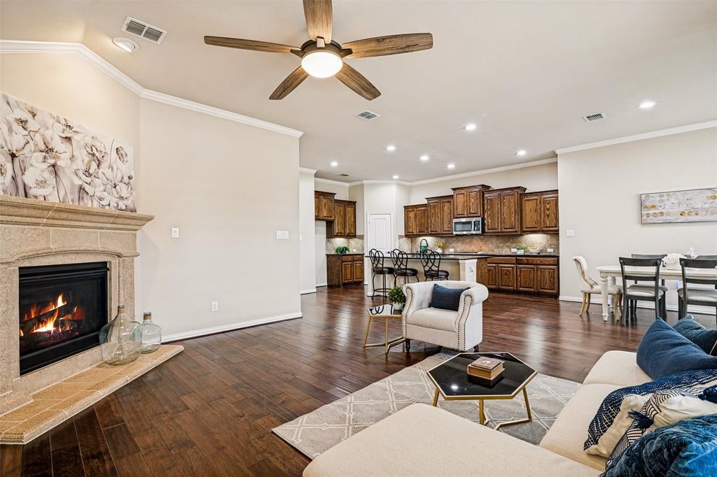 8303 Lake Valley Court