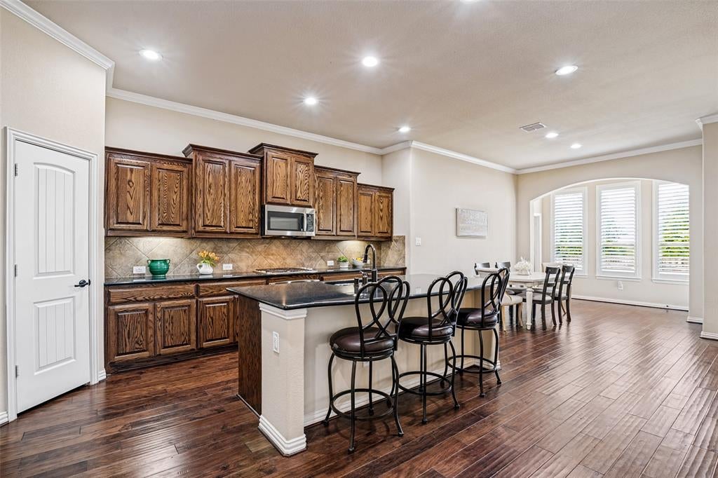8303 Lake Valley Court