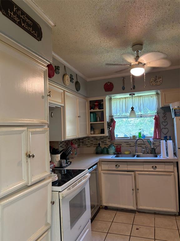 Glenn Oaks Add - Residential