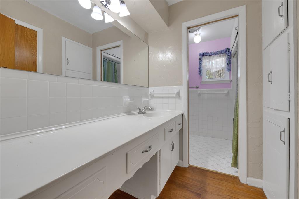 Kingswood 2 - Residential