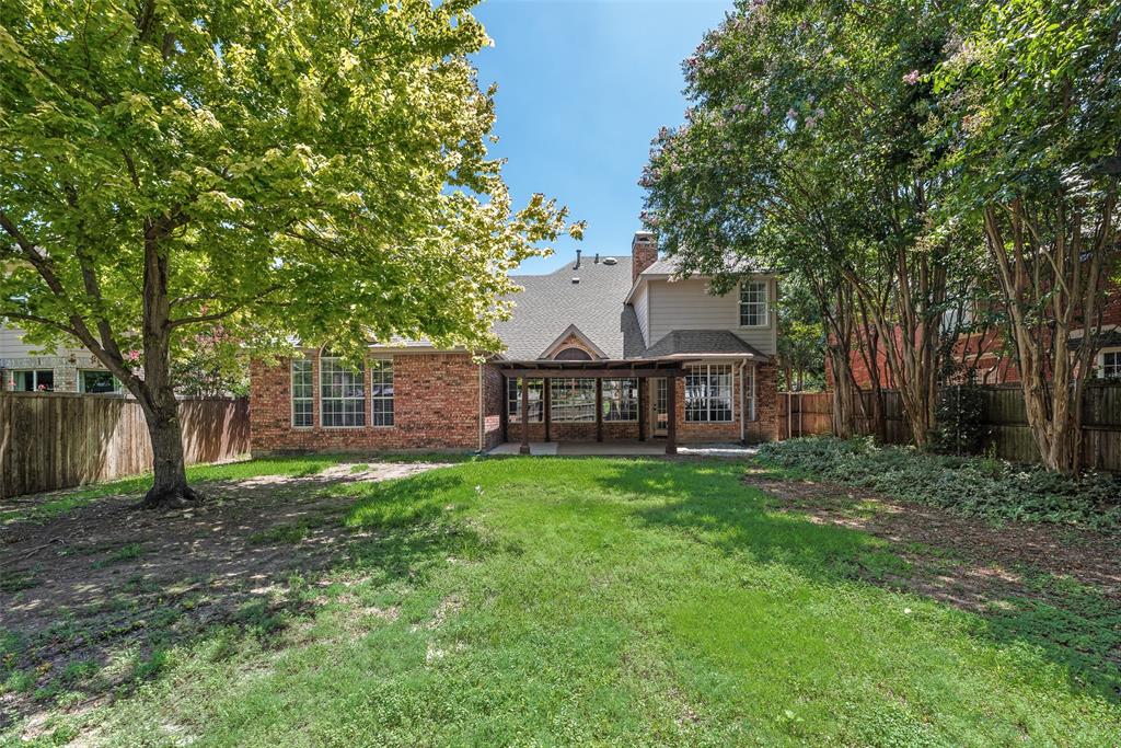 2206 Green Hill Drive