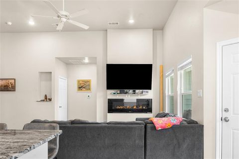 Tiny photo for 1406 Live Oak Street, Sulphur Springs, TX 75482 (MLS # 21209730)