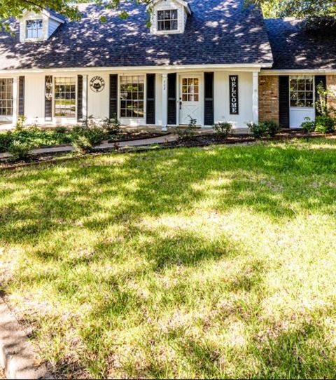 702 Adams Lane Kaufman TX 75142