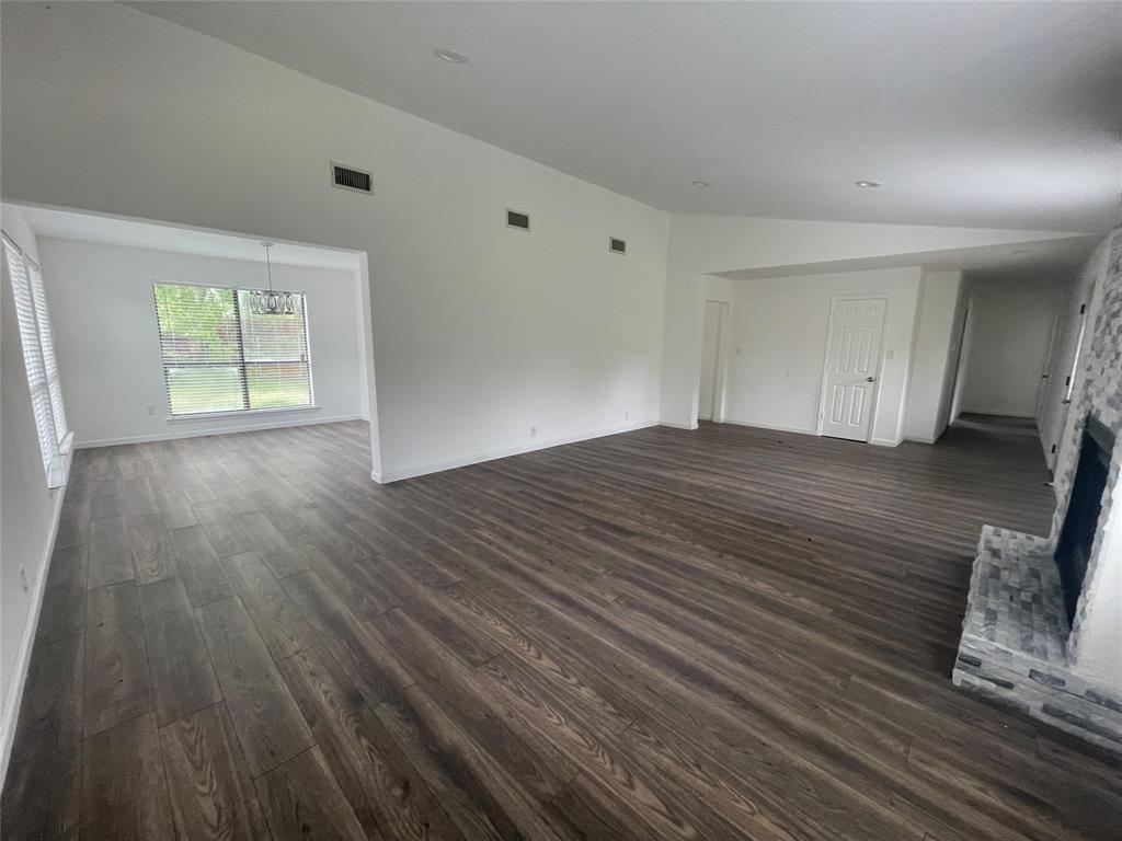 3 Ridge Drive