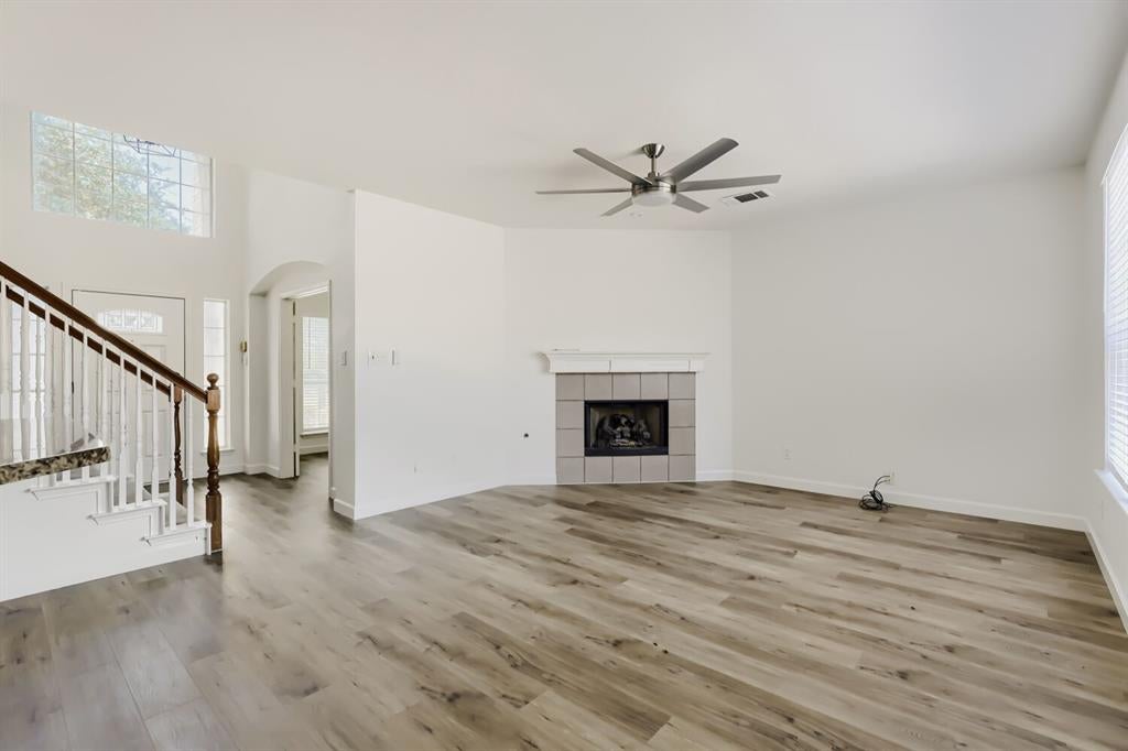3812 Red Oak Trail