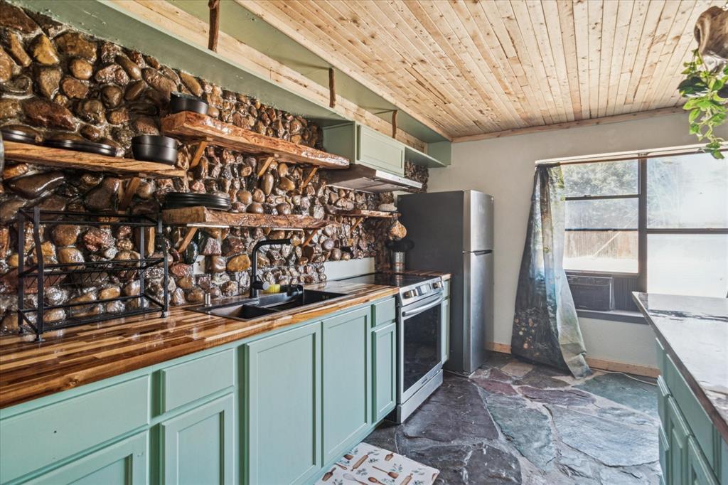 North Side 02 - Residential