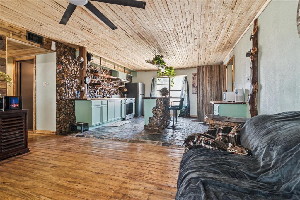 North Side 02 - Residential