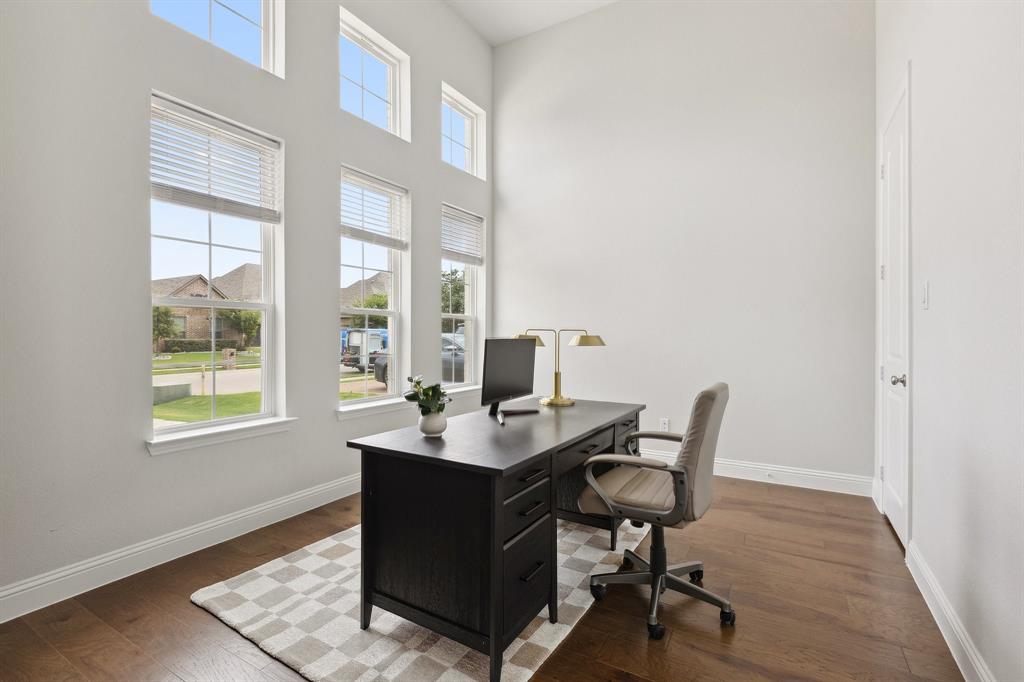 1021 Amber Knoll Drive