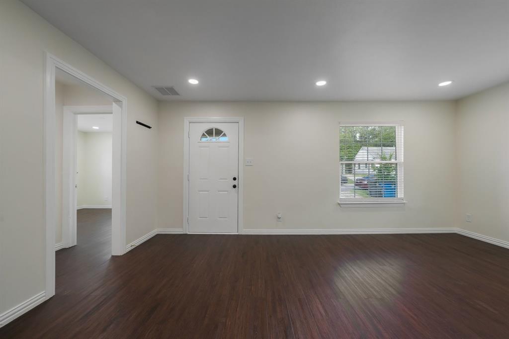 414 Avenue I