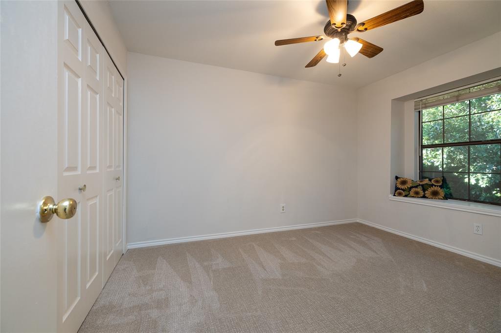 Shadowood Trail Condo - Residential