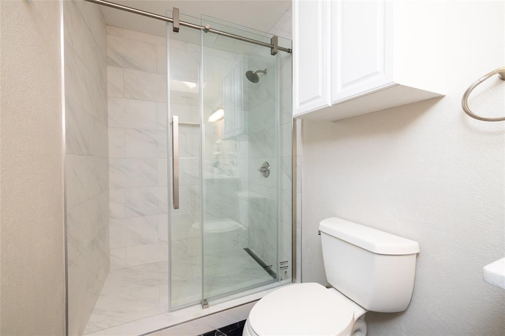 Shadowood Trail Condo - Residential