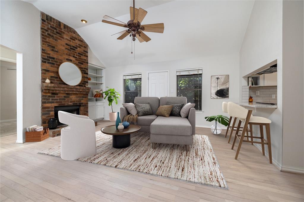 1808 Maplewood Trail