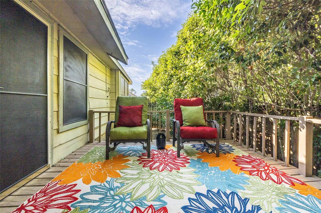 Shadowood Trail Condo - Residential