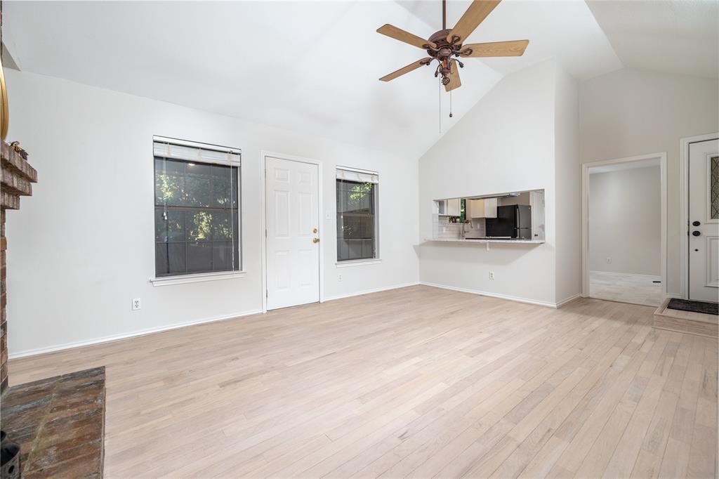 1808 Maplewood Trail