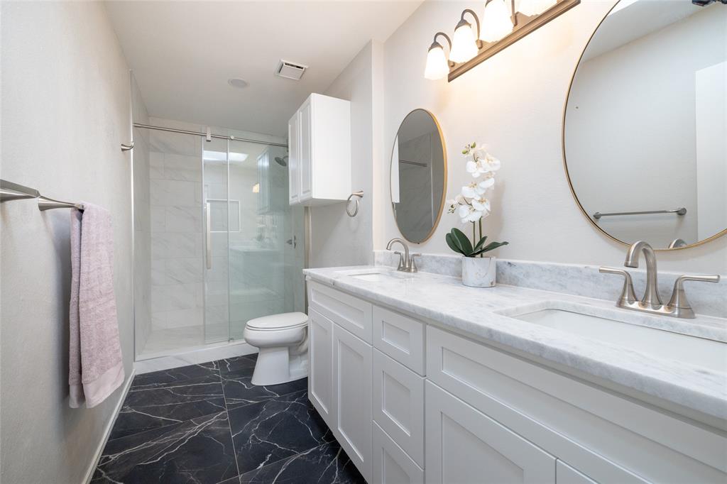 Shadowood Trail Condo - Residential