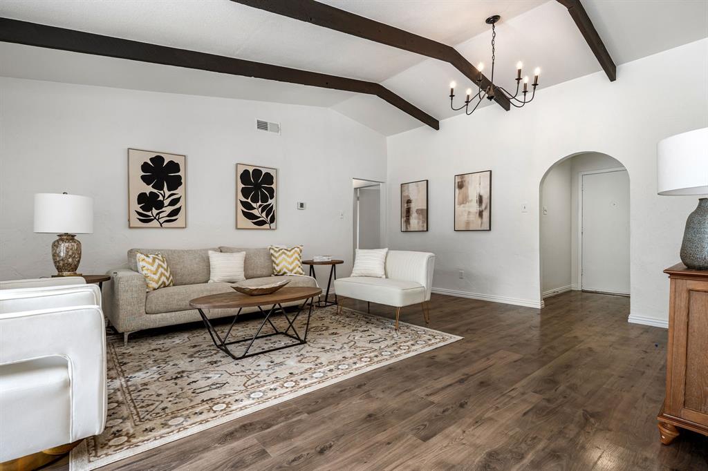 2518 Hightrail Drive