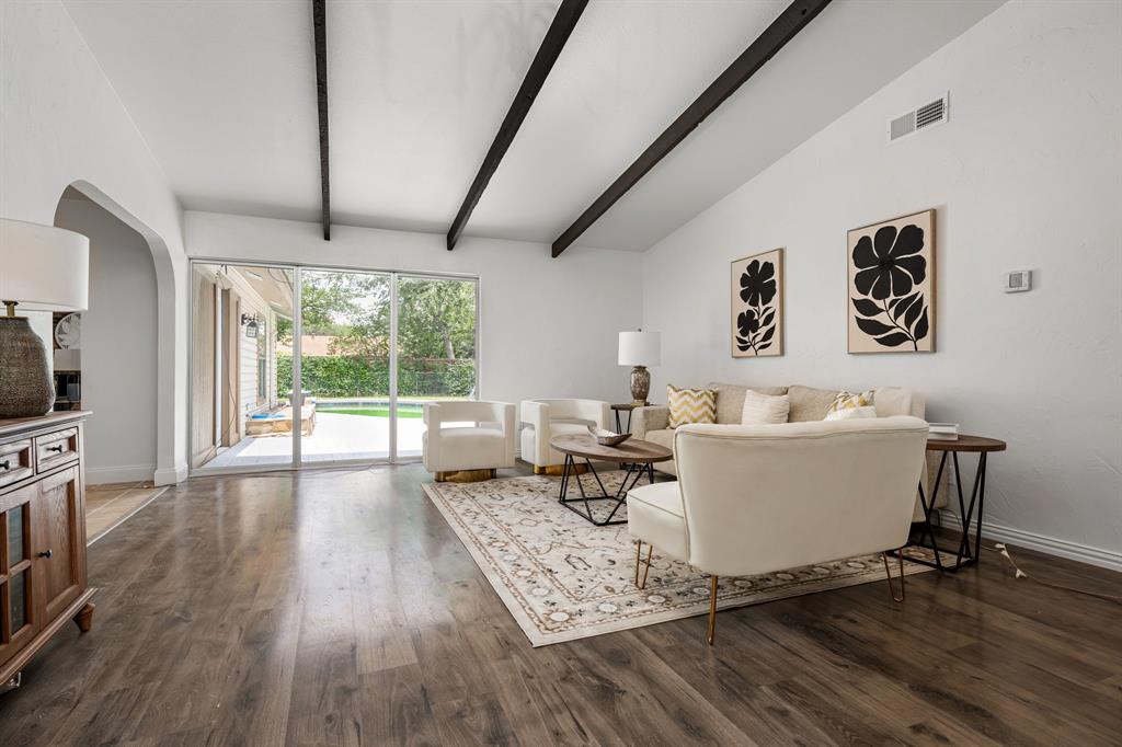 2518 Hightrail Drive