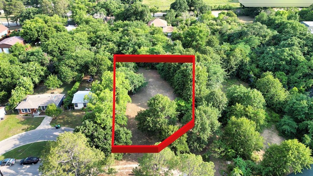 1523 Oakwood Drive