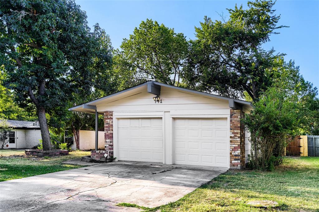 741 Greenhaven Drive