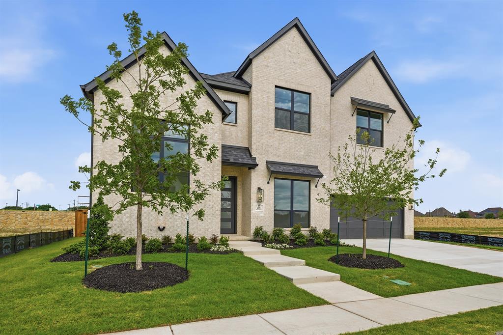 205 Hunters Glen Way