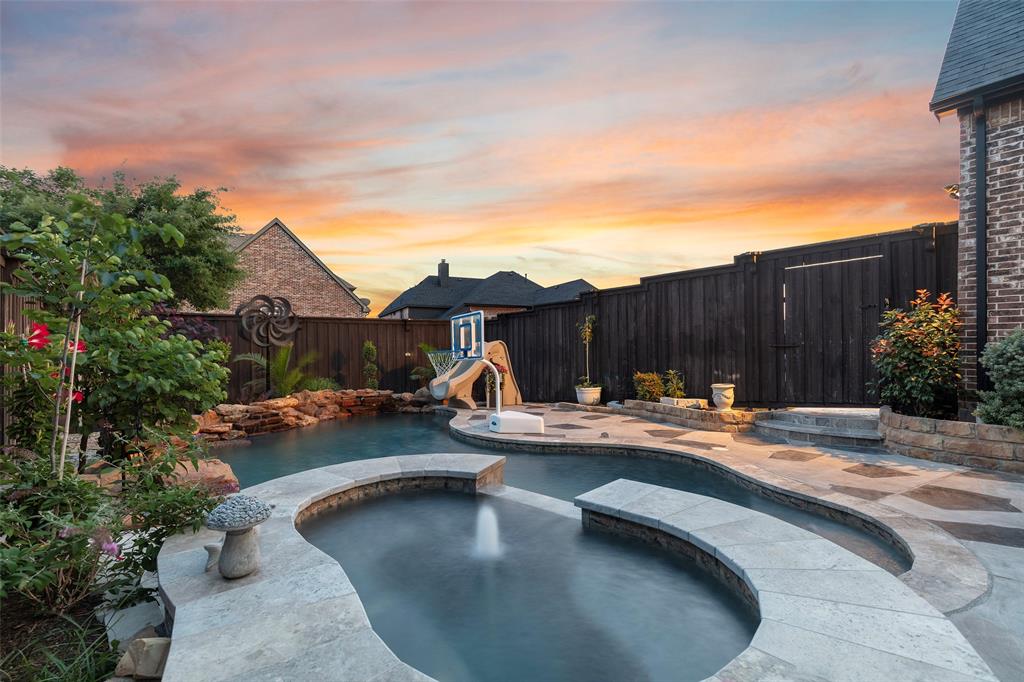 5055 Kickapoo Drive