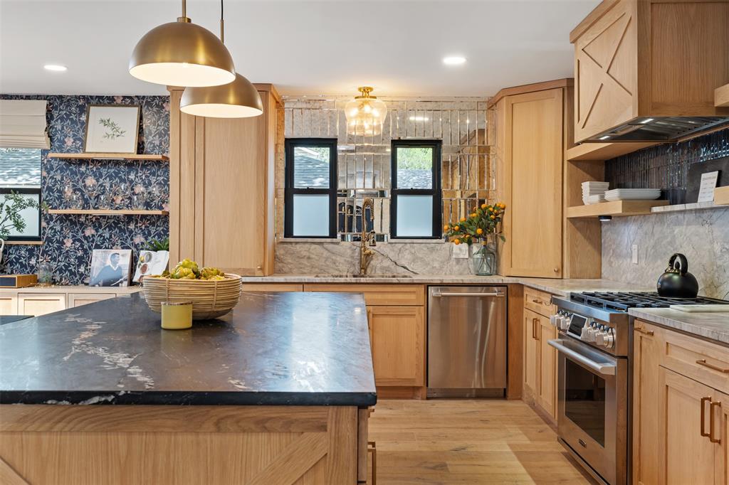 1106 Pueblo Drive