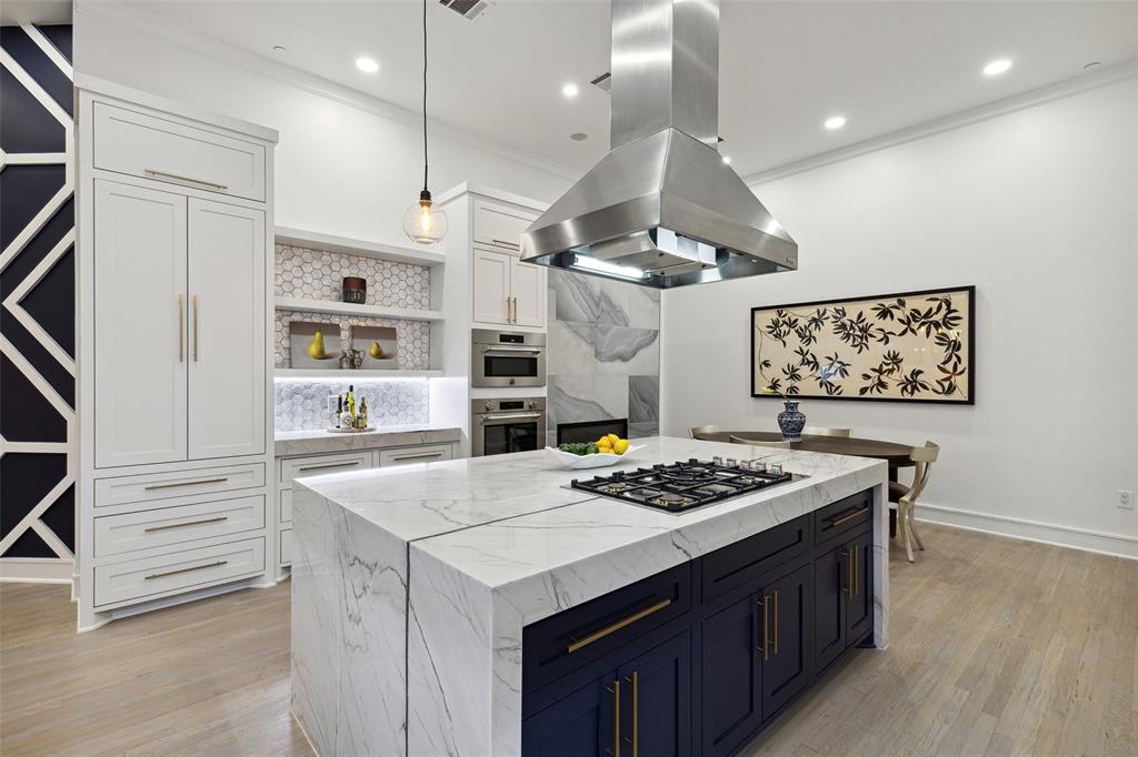 Plaza At Turtle Creek Residence Ph - Residential