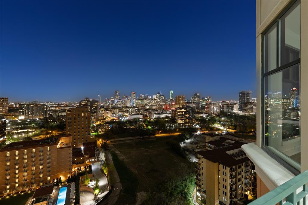 Plaza At Turtle Creek Residence Ph - Residential