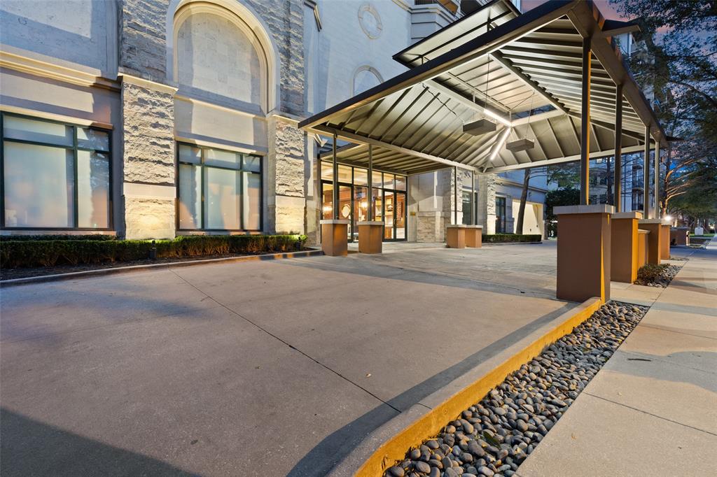 Plaza At Turtle Creek Residence Ph - Residential