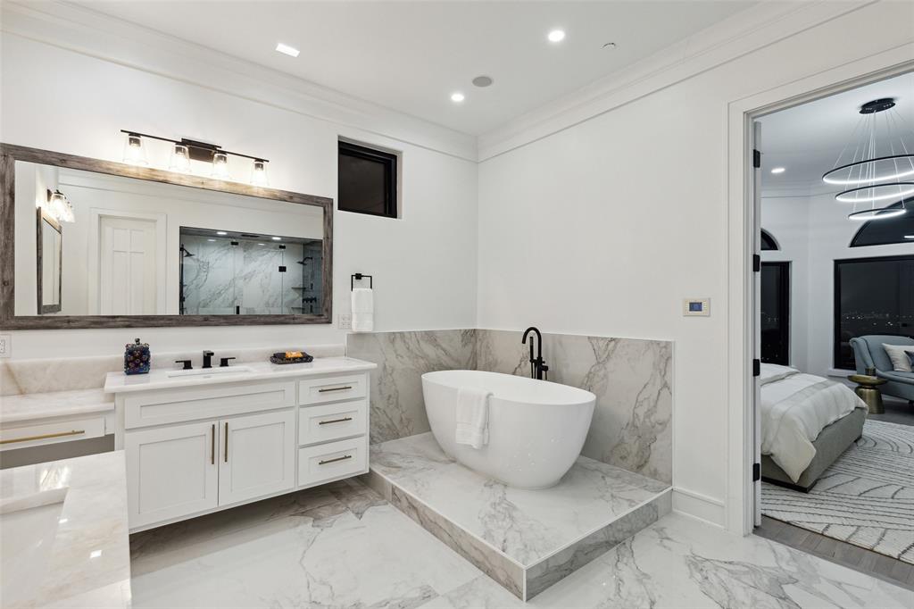 Plaza At Turtle Creek Residence Ph - Residential