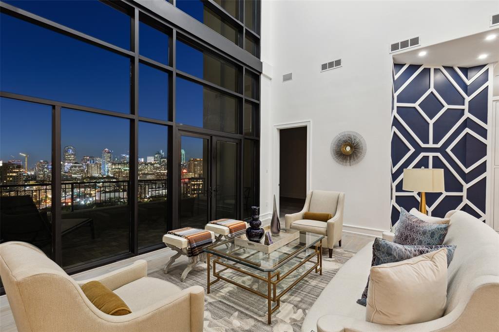 Plaza At Turtle Creek Residence Ph - Residential