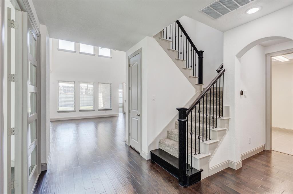 16465 Sedgemoor Drive