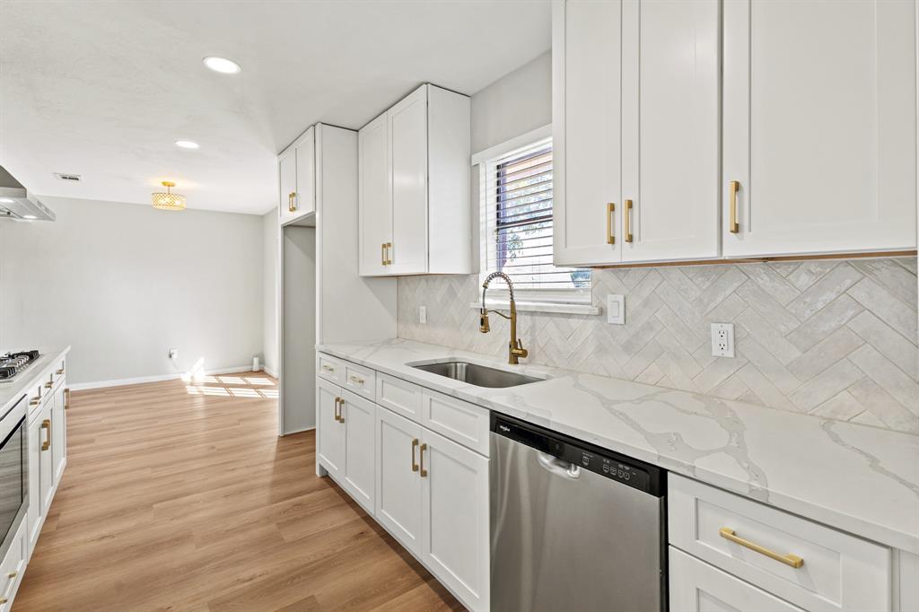 Skyline 5 - Residential Lease