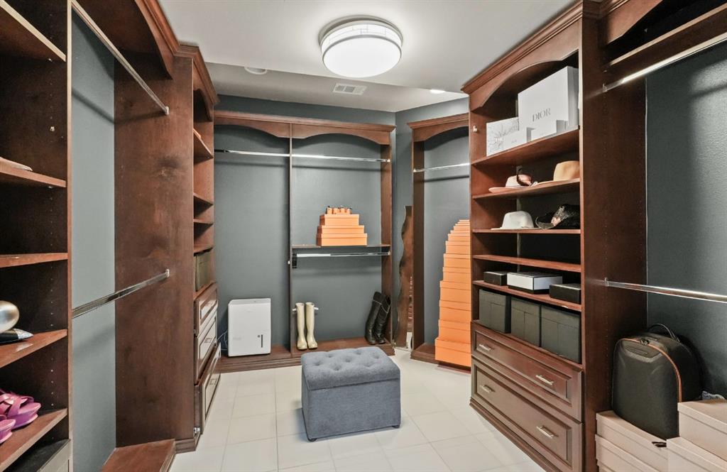 Lake Forest Ph C - Residential