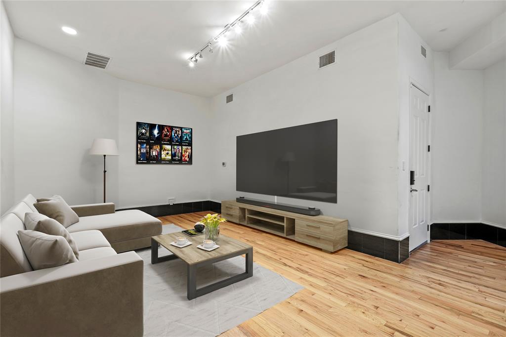 Lake Forest Ph C - Residential