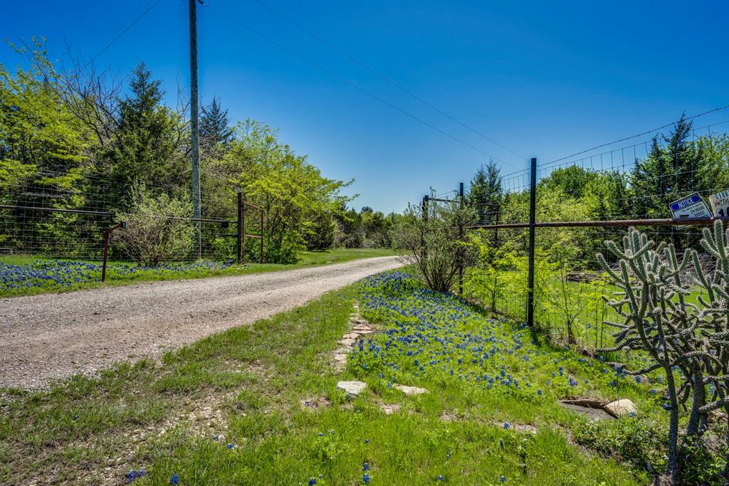1601 N Oak Branch Road