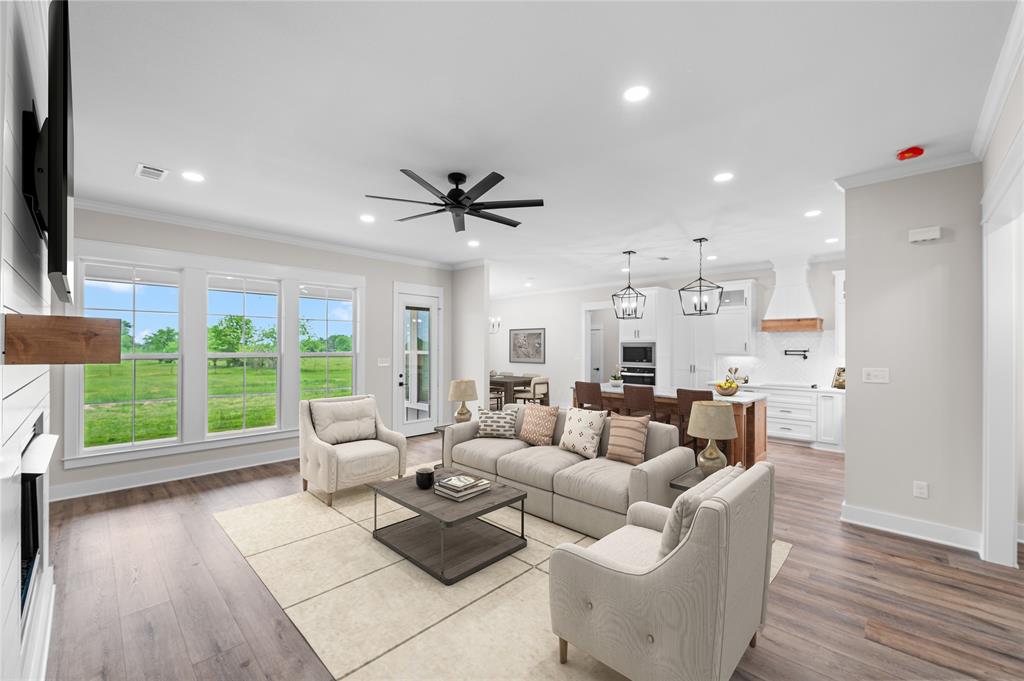 355 Private Road 5440