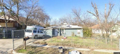 3233 Bideker Avenue Fort Worth TX 76105