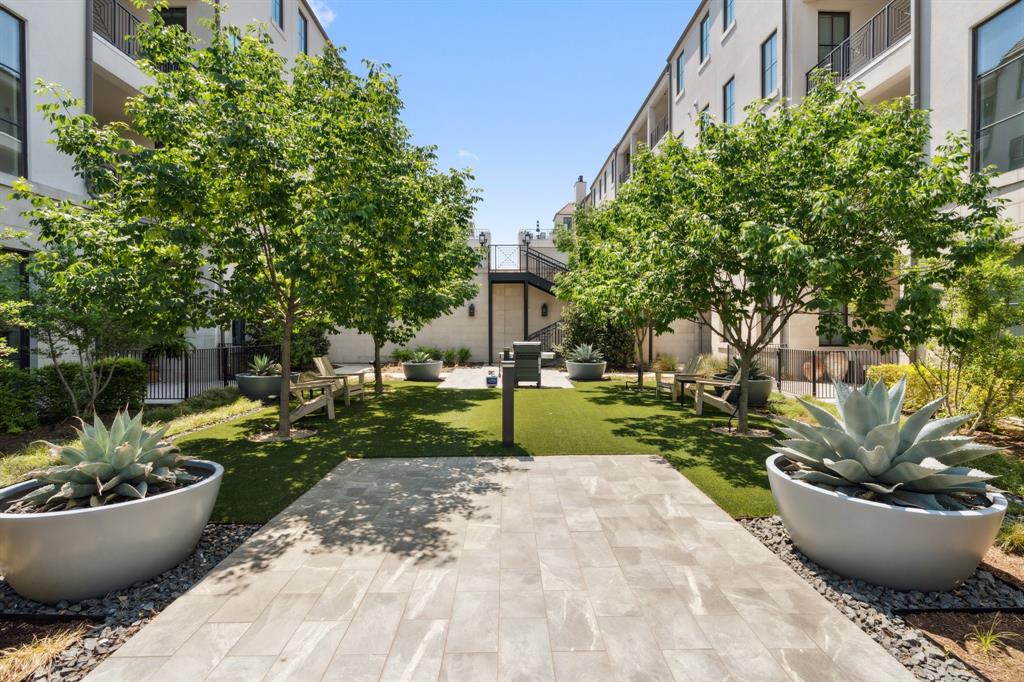 5270 Town and Country Boulevard 216